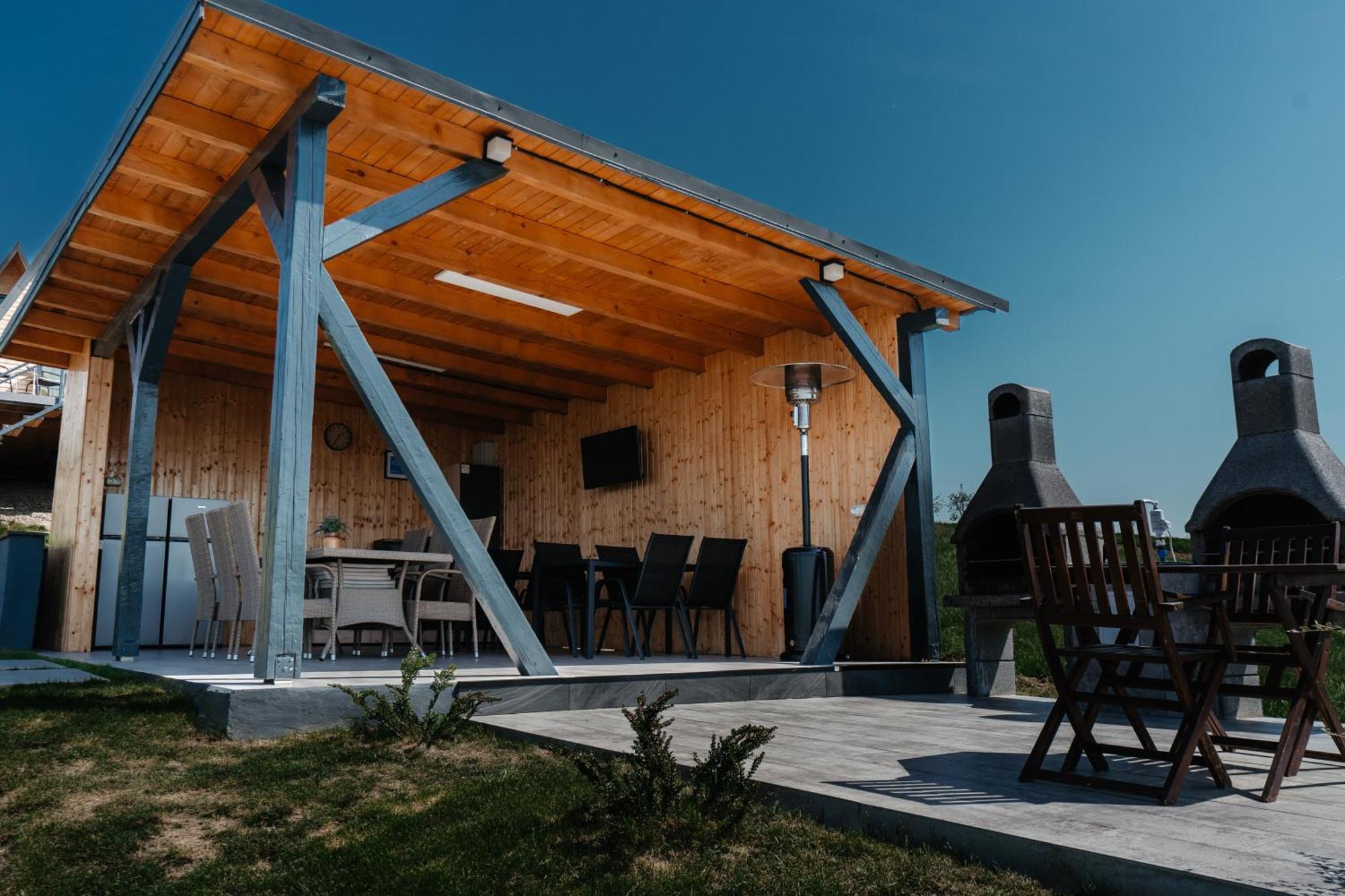 Cavo Village- Cabins Rental Baile 1 Mai Rontau Exterior photo